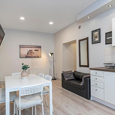 City Centre 3Bd Apartment By Hostlovers Каунас Екстериор снимка